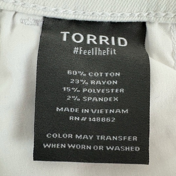 Torrid Pants Women 0R White Weekend Boyfriend Straight Super Soft Strings (849 - Picture 10 of 13